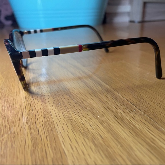 Burberry Glasses!!! - Picture 2 of 4